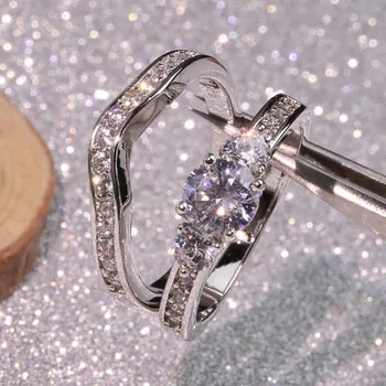 Изискан Женски Комплект пръстени сребрист Цвят с луксозна метална инкрустация от бели кръгли камъни Zicron, Годежни Пръстени, Бижута